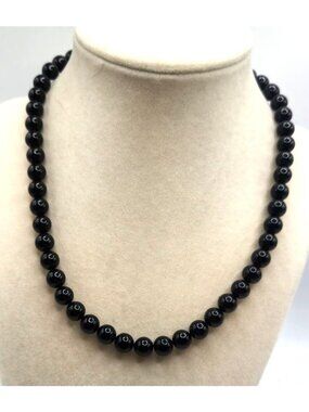 Black Beaded Necklace With Goldtone Clasp